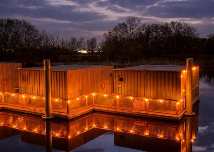 Na Wodzie - On The River Tatil Evi Poznan