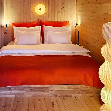 Na Wodzie - On The River