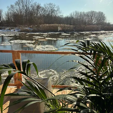 Na Wodzie - On The River Познань