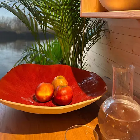 Na Wodzie - On The River